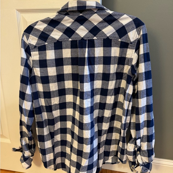 Vineyard Vines Relaxed Carmel Buffalo Check Performance Flannel Button Down Sz 8 - Picture 2 of 6